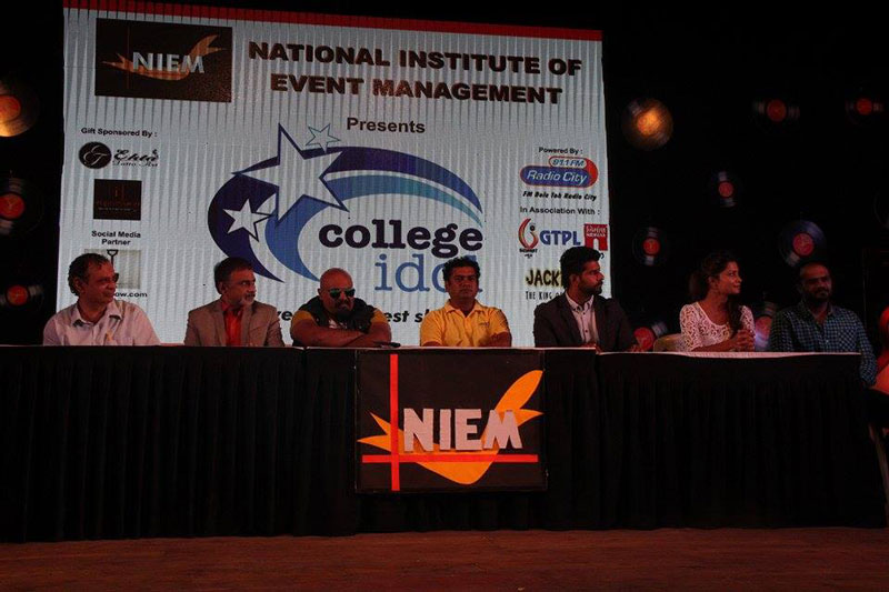 The Panel at College Idol 