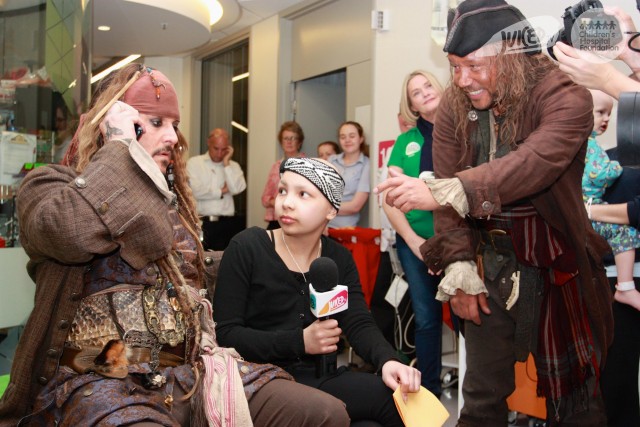 Captain Jack Sparrow visits children
